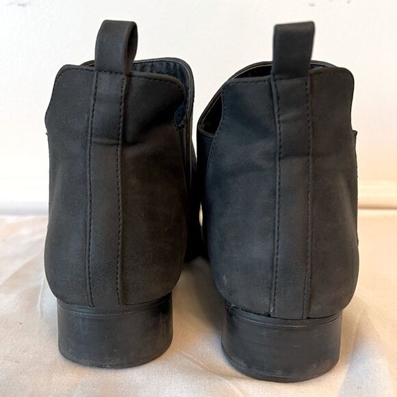 Restricted women’s Grey heel ankle boots size 8.5 - Picture 11 of 15